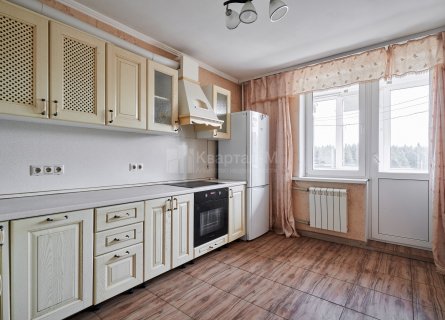 2-комн. квартира, Красногорский р-н, п. Нахабино, ул. Новая Лесная, д. 9